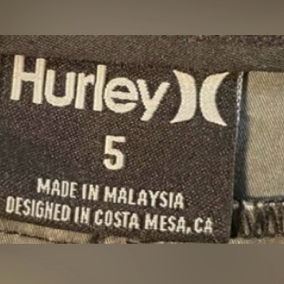 Hurley LR Portside Short. Excellent condition. Like New. Size 5 (Small / Medium) - Picture 3 of 3